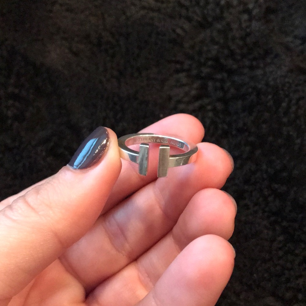 Tiffany T square ring
